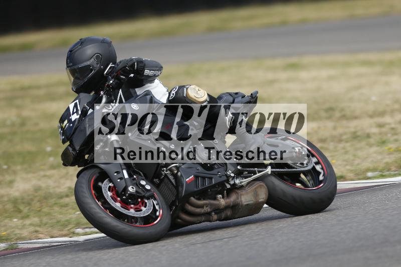 /22 06.07.2026  Pluess Moto Sport ADR/Einsteiger/64